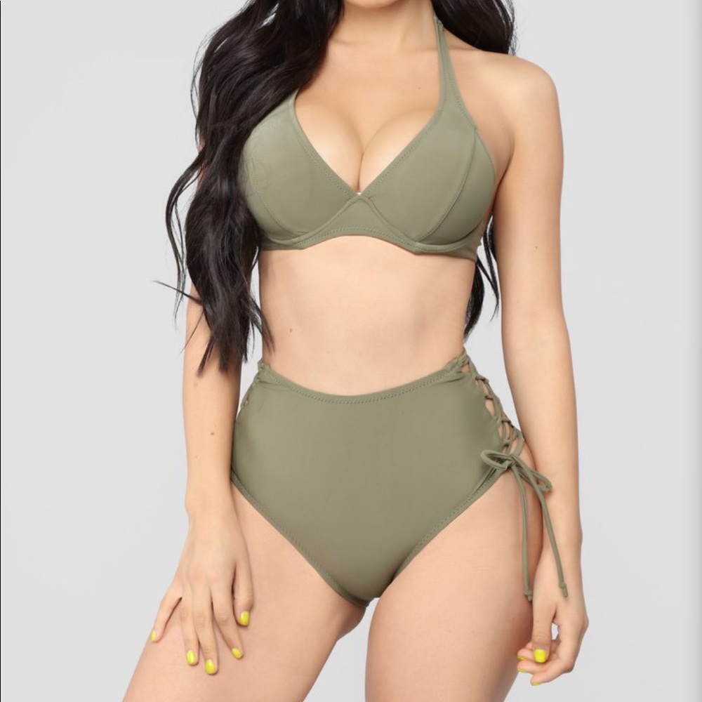 FashionNova- Libra Bikini